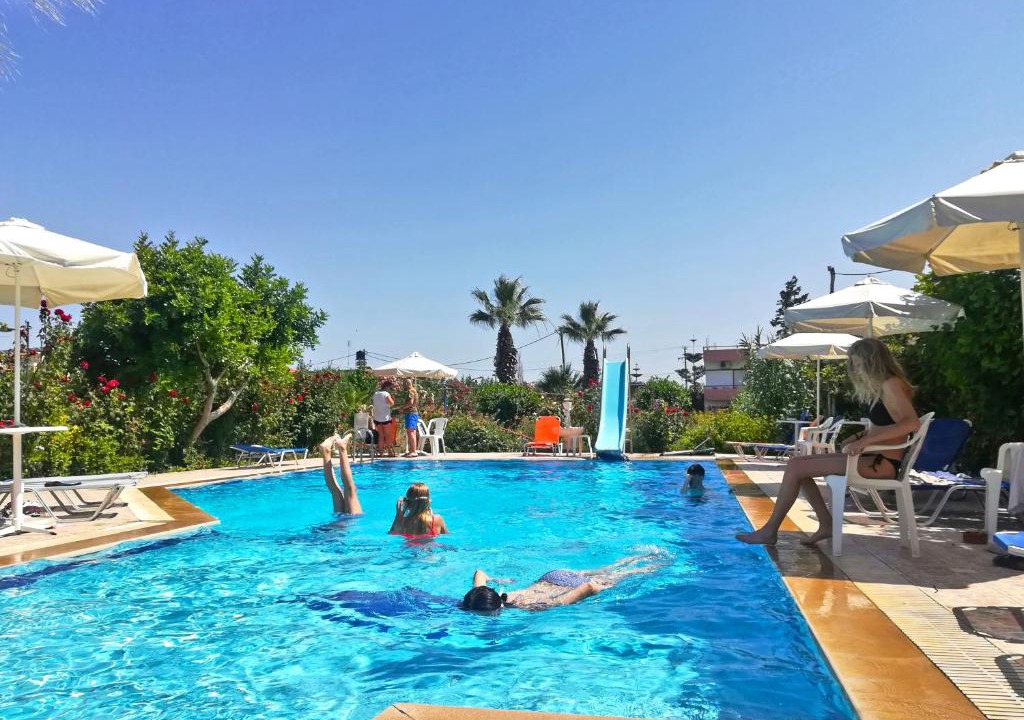 Agios Dimitrios Apartment | Violetta Hotel