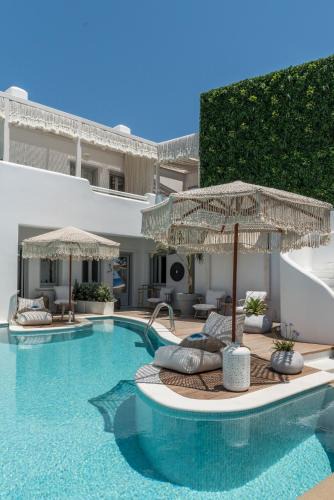 Agios Prokopios Hotel | Virtu Suites
