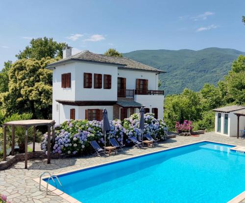 Agios Dimitrios Villa | Vrionis House