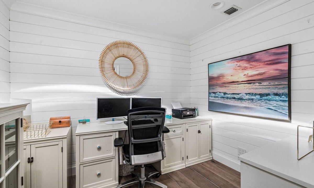 Juno Beach House | Walk to beach from new pet-friendly 4br bungalow with pool & fenced yard