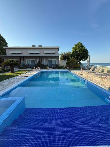 Litochoro Apartment | White Shark, Panel Hospitality Homes & Villas