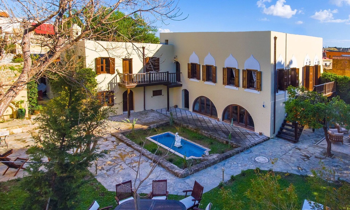 Rhodes Old Town Villa | Winedarksea Lemuria Manor