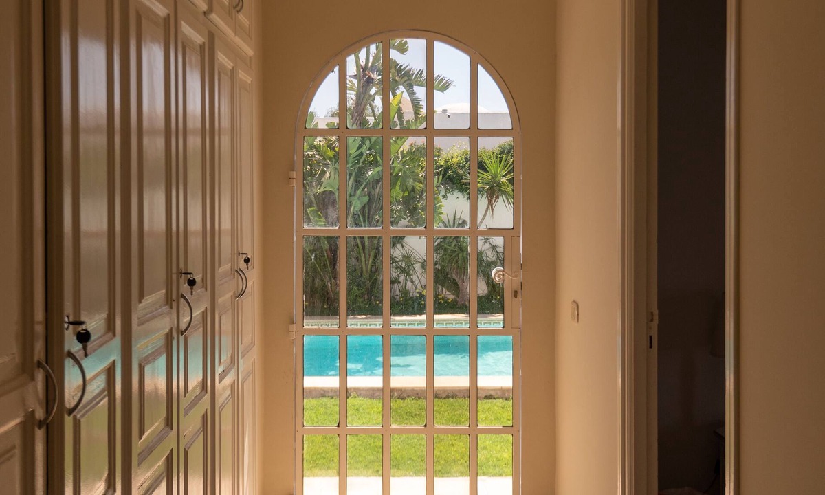 Hammamet Interieure Villa | Wonderful villa with pool next to the beach