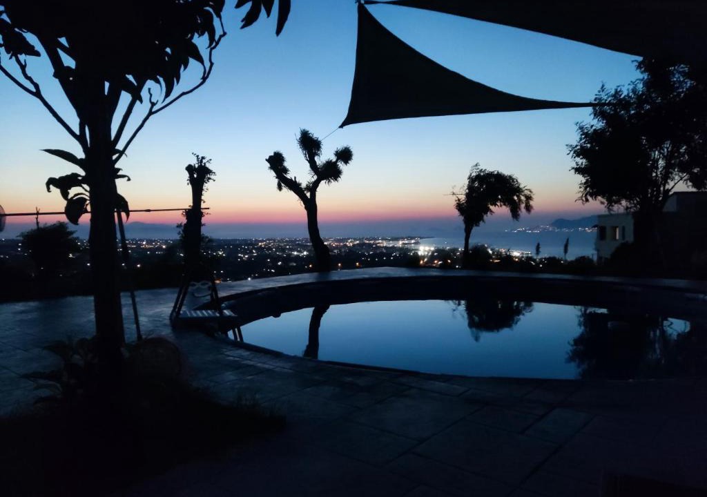 Psalidi Apartment | Yiorgos, amazing sunset view house