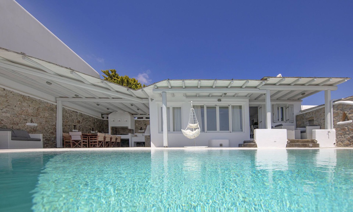 Kalafatis Villa | You Deserve To Experience All This At 5-Star reviews Sea View Villa