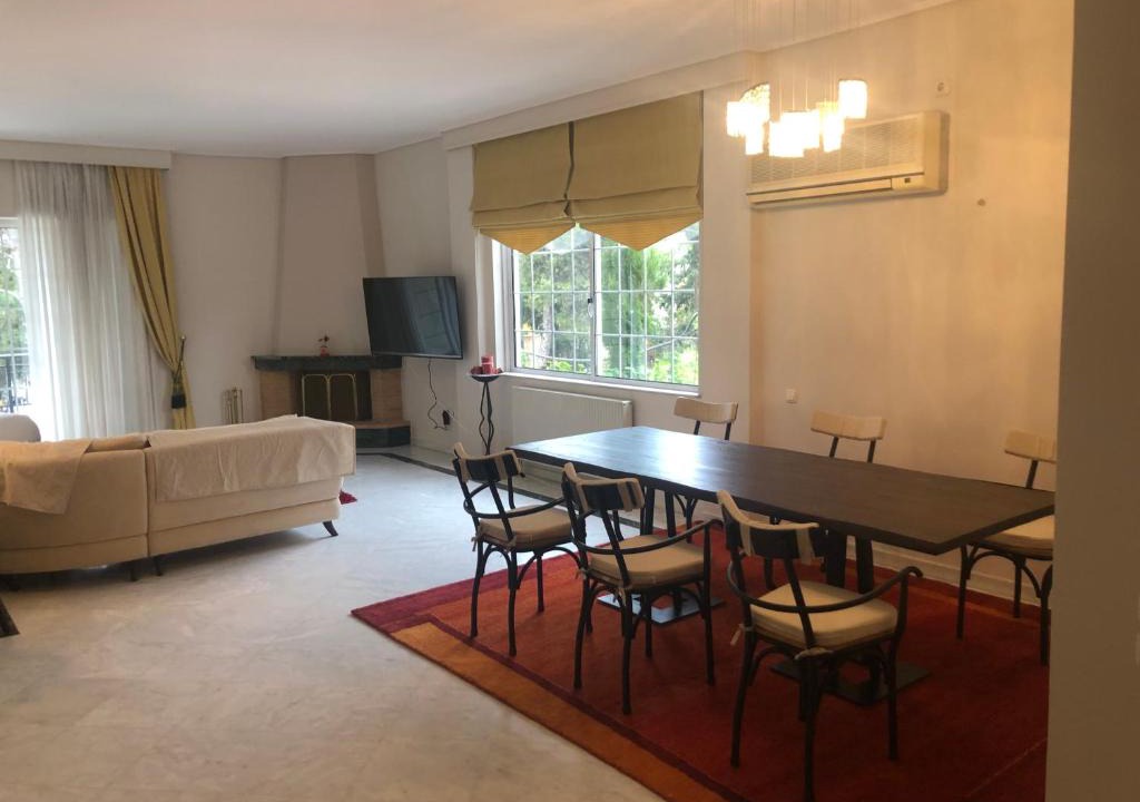 Kifisia Apartment | Zack's Grande