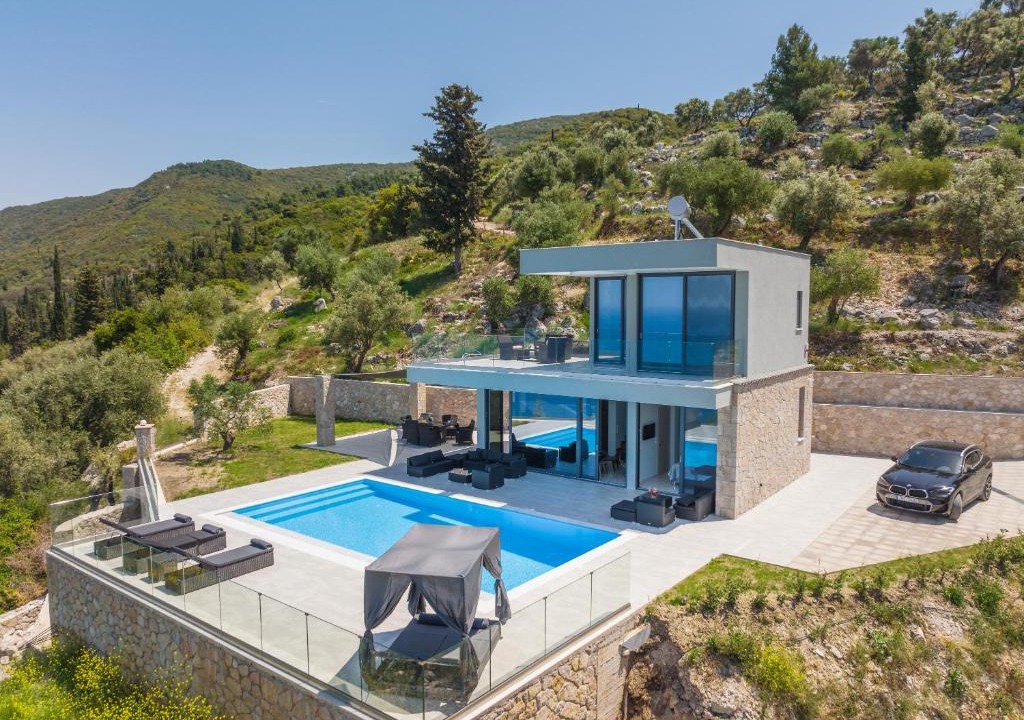 Agios Nikitas Villa | Zenvillas