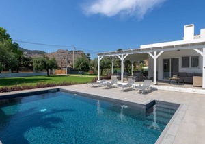 140 m² House ∙ 3 bedrooms ∙ 8 guests