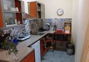 2 apartments sharing garden and pool