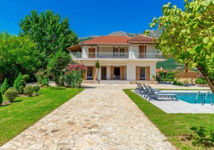 220 m² Villa ∙ 5 bedrooms ∙ 11 guests
