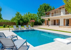 220 m² Villa ∙ 5 bedrooms ∙ 11 guests