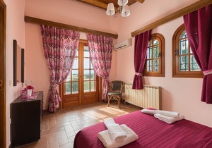 3 Bedroom Peaceful Villa - "Villa Marianna A"