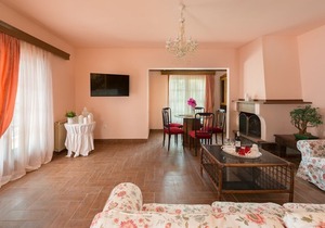 3 Bedroom Peaceful Villa - "Villa Marianna A"