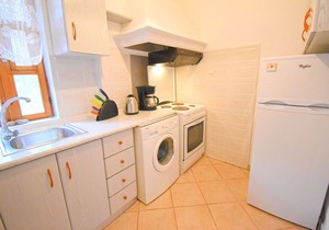 A groundfloor beachfront apartment at Metamorfosi Sithonia for 5 guests