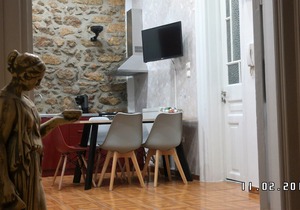Acropolis 3-bedroom apartment