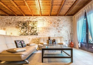 Agrikia Villa