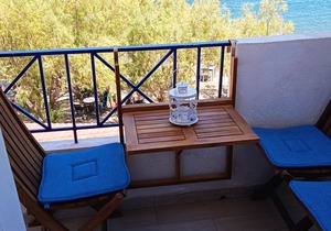 Alkistis Cozy By The Beach Apt In Ikaria Island, Therma 1st Floor