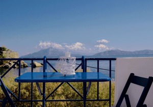 Alkistis Cozy By The Beach Apt In Ikaria Island, Therma 1st Floor