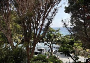 ALONAKI BAY