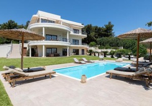 Amaltheia Villa