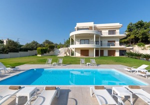 Amaltheia Villa