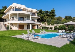 Amaltheia villa with private pool