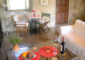 Amygdalia, a Stone House, a quiet landscape. Leonidion 95m2.