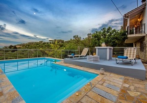 Angelina Villa - Four bedroom traditional Paxos villa