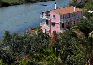 Anna's Apartments and Studios - Planespotter's Paradise!