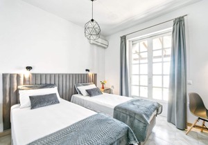 Apartment 50m from the beach with beautiful sea views - Agios Georgios Pagi