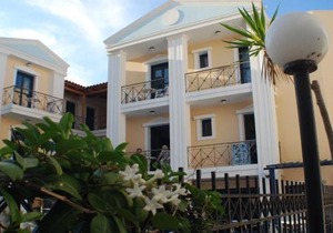 Apartment for 4 Near the Beach - Crete