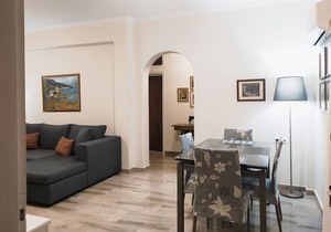 Apartment next to the sea!