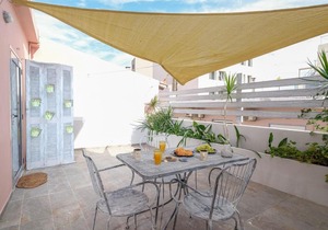 Apartment The Museum View Suite by Interhome