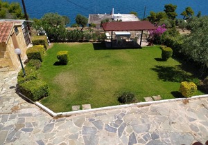 Apartment Theologos