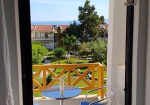 Apartment With one Bedroom in With Wonderful sea View Balcony and Wifi