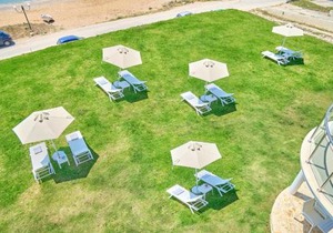 Armikes Beachfront Suites Afionas