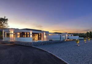 Armonia Suites