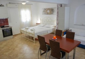 Avlemonas Guest House