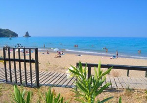 Beachfront holiday House yannis on Agios Gordios beach in Corfu