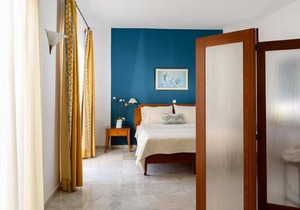 Bellevue Suites Studio 2 with Sea View