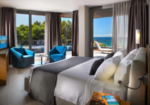 Blue Dolphin Hotel