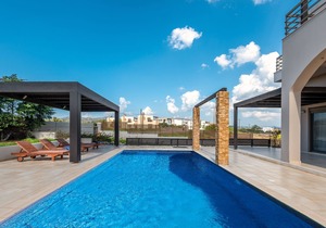 Blue Wave Villa up to 10