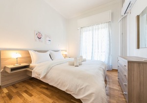 Bright apt in the heart of Athens
