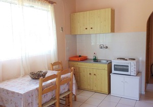 Bungalow Kefalonia: four 2 bedroom bungalows in Spartia on a spacious territory