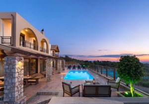 Butterfly villa sleeps up to 14