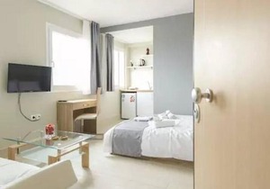 Caravanserai Studio 1