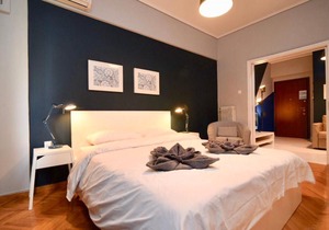 Central Apartment for 8ppl in Koukaki, 3 bedrooms!