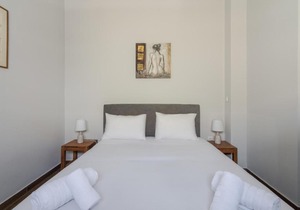 Central & Cozy Apartment In Athens 5