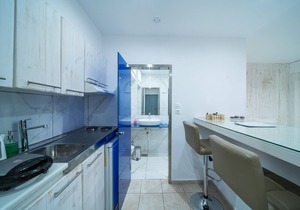 CITY CENTER STUDIOS H1