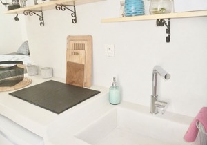 Cycladic studio, 2 people with balcony in Parikia: 300m from Livadia-Beach